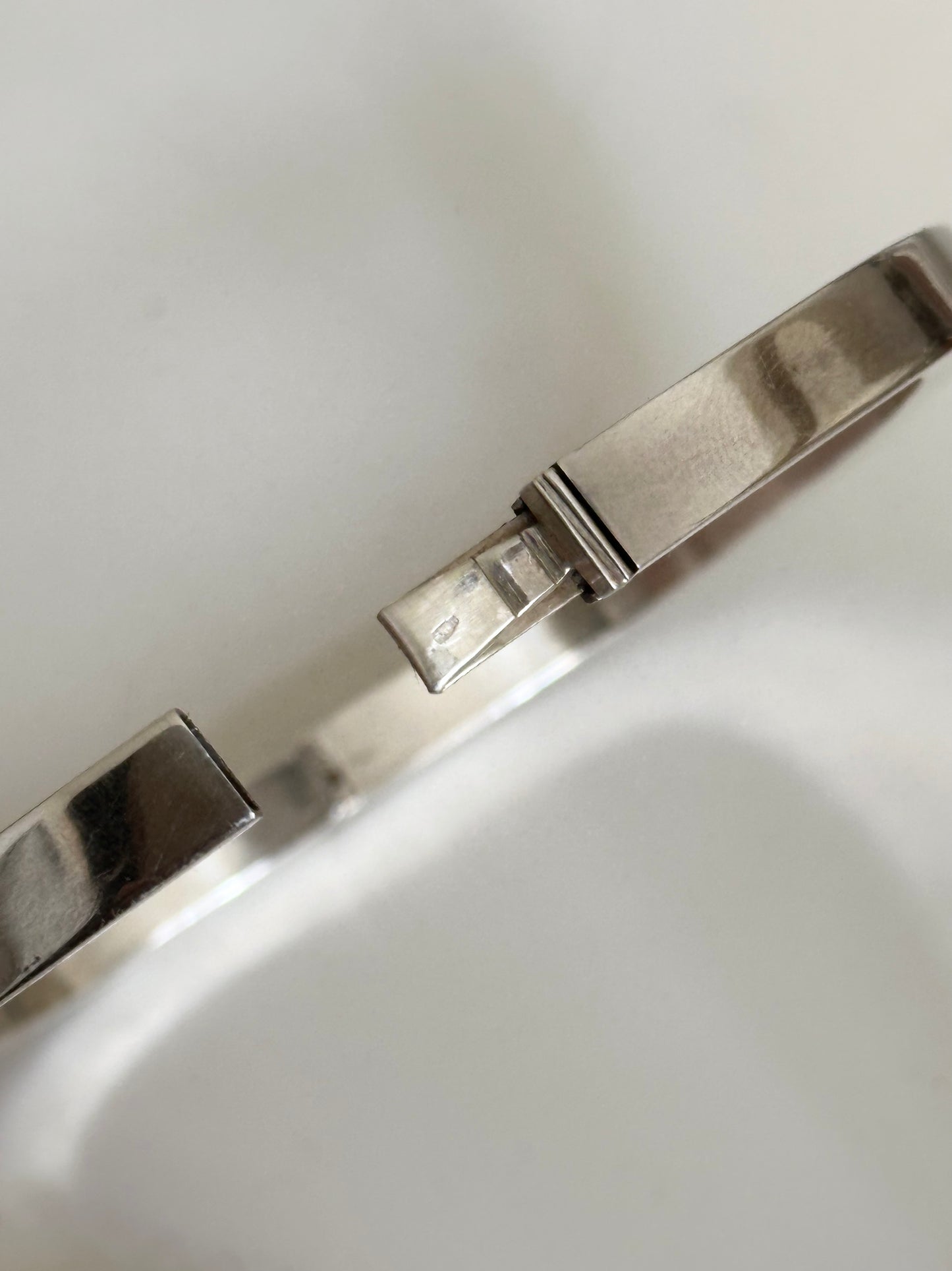 Czechoslovakian square pipe bangle