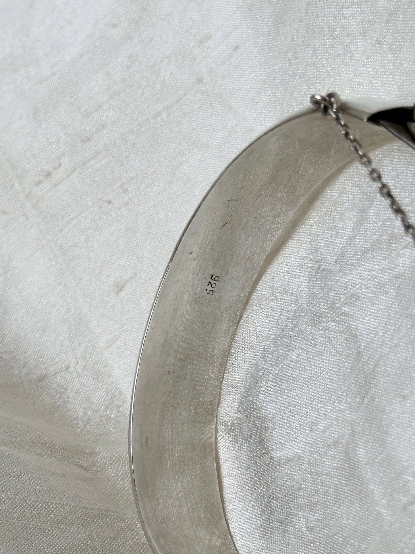 Sterling silver plump bangle