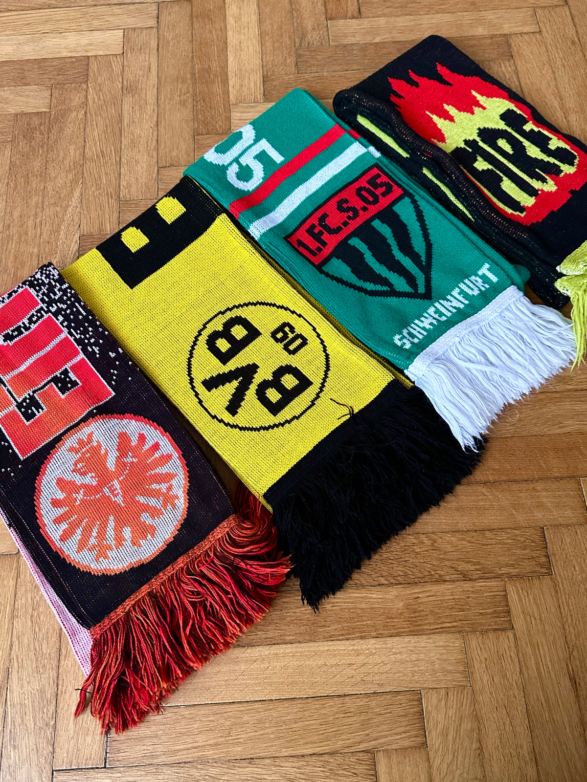 Vintage scarves 4p