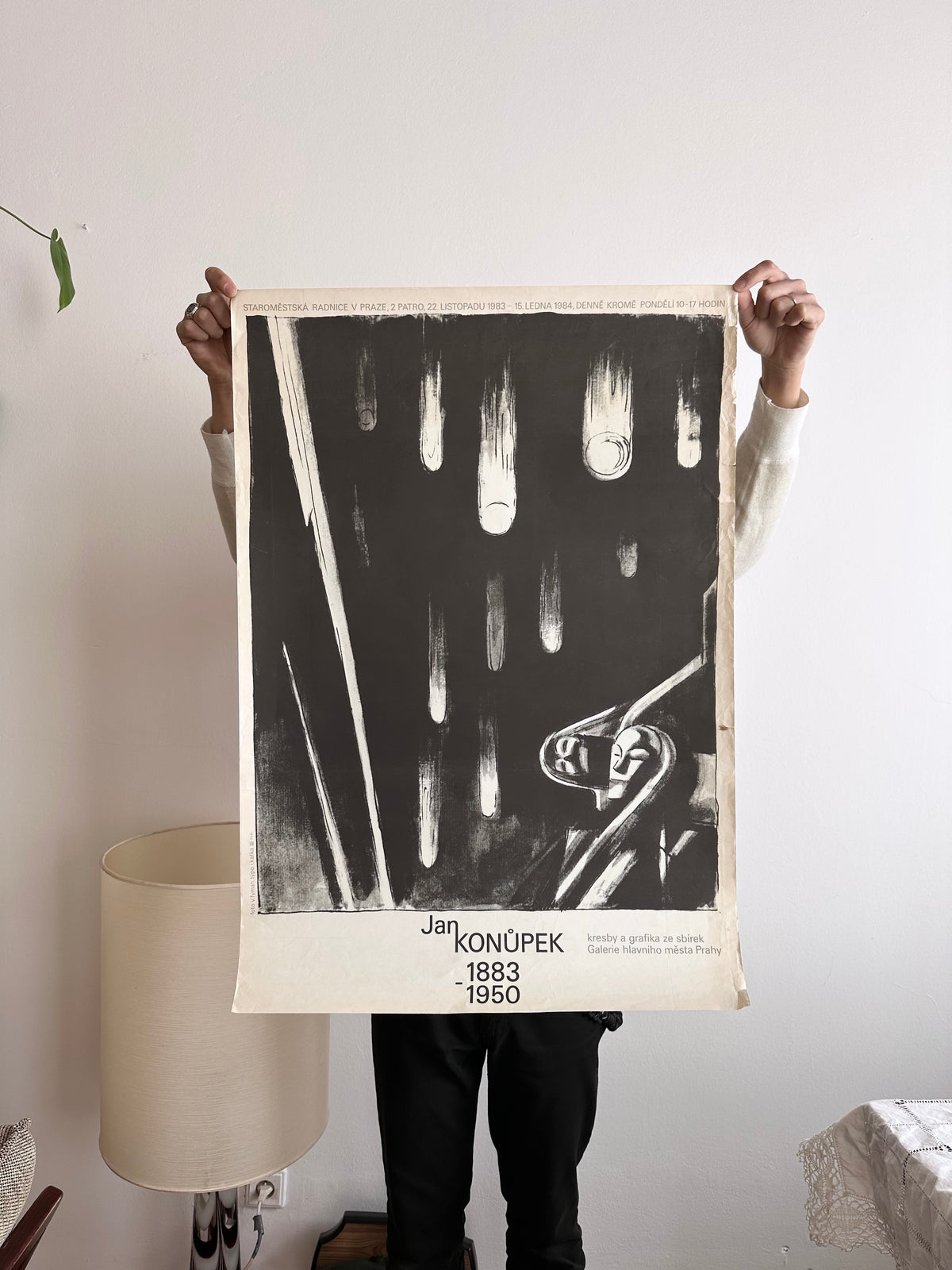 1983 Jan Konůpek exhibition poster visual art advertisement ad Galerie hlavního města Praha Prahy Prague Cyechoslovakia artist vintage ヤン・コヌーペク 画家 アーティスト 象徴派 版画家 挿絵 イラストレーター ヴィンテージ アート ポスター チェコ チェコスロバキア プラハ ビジュアル