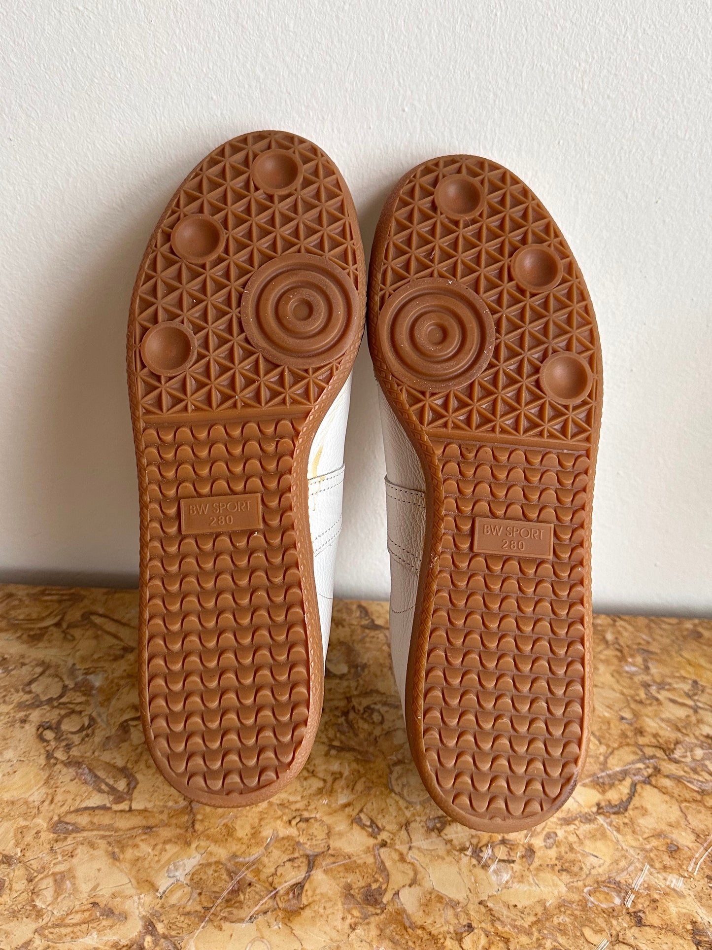 German trainer - 28cm