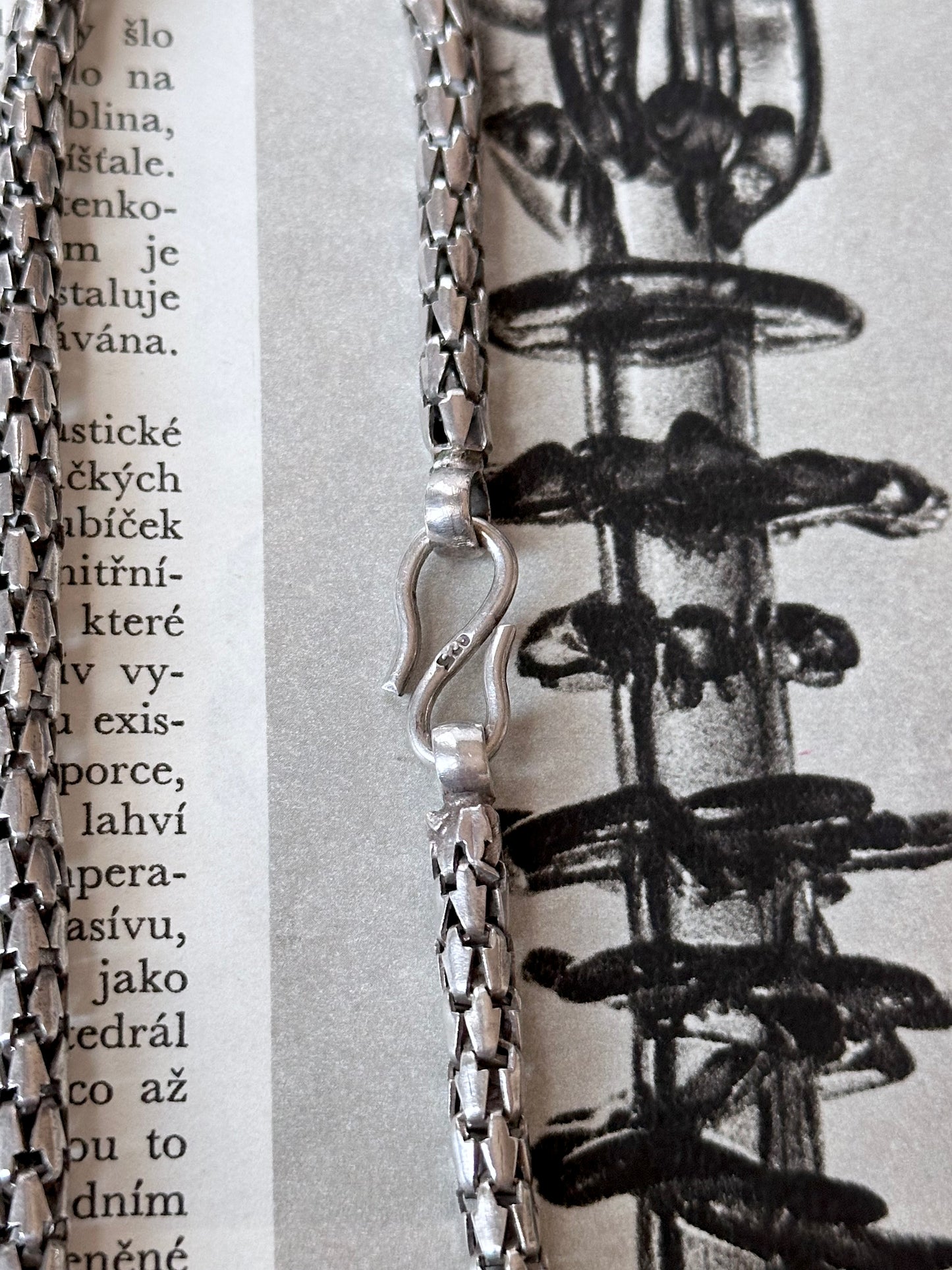 German werkbund chain necklace