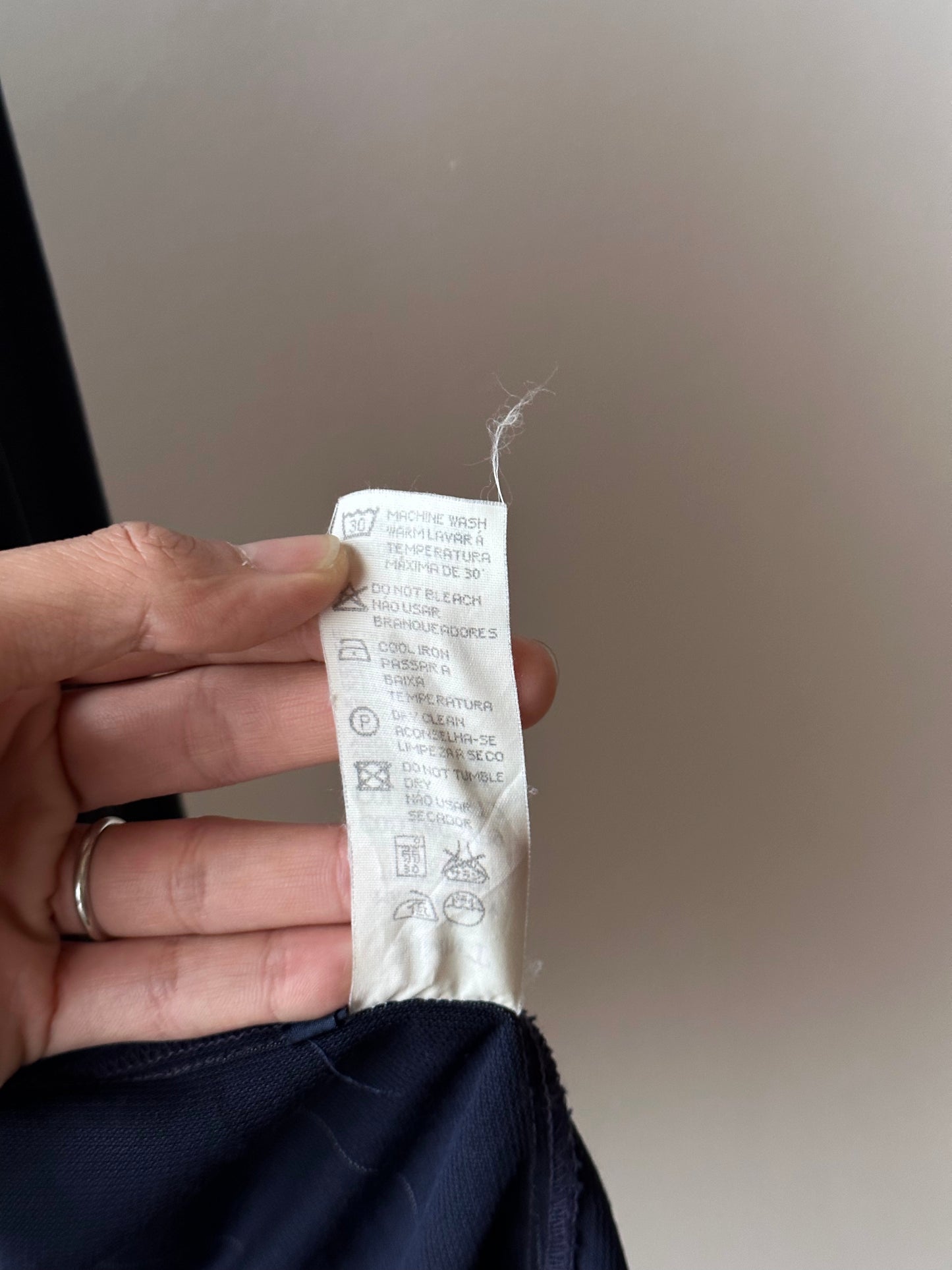 90's 90年代 Armani Jeans 1990's アルマーニ アルマーニジーンズ Toto Praha Prague 古着屋 プラハ Vintage Vintage store clothing ユーロ古着 ヨーロッパ古着