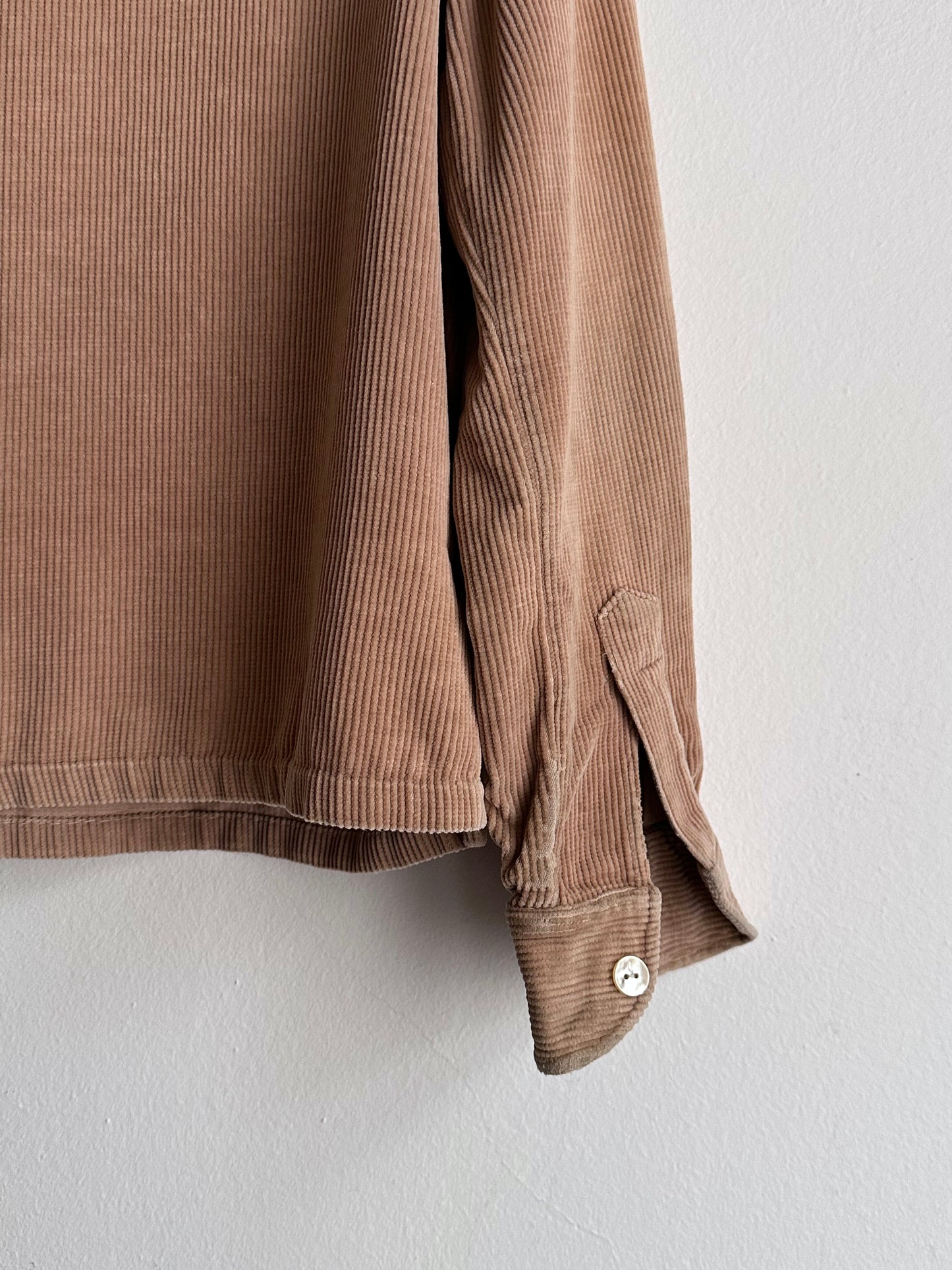 60's 60年代 Perter pan shirt ピーターパン シャツ ロカビリー 50's 50年代 カリフォルニア スタイル Toto Vintage clothing store Praha Prague Antique shop アンティークショップ プラハ 古着屋 古着 ユーロ古着 ヨーロッパ古着 古着卸