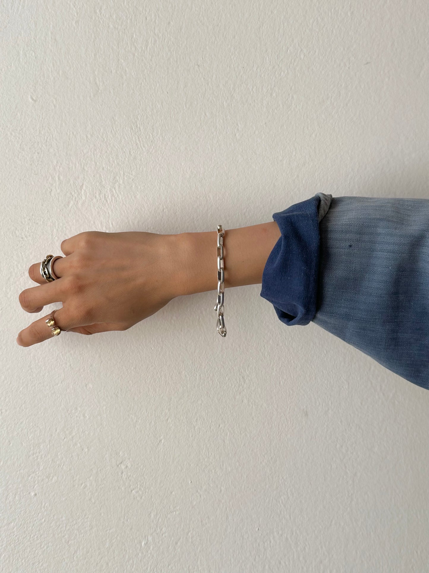 Poifull chain bracelet
