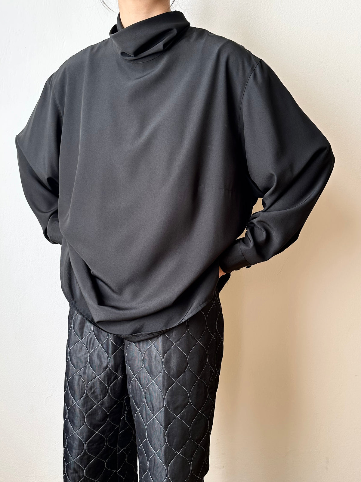 Oversized stand-collar shirt