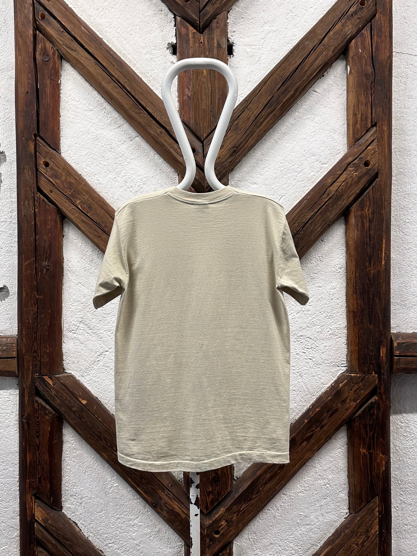 1997 Seinfeld The timeless art of seduction 90's 90年代 Tシャツ Tee ヴィンテージ Toto Praha Vintage clothing store Antique shop Prague 古着屋 アンティークショップ プラハ ユーロ古着 ヨーロッパ古着 古着卸