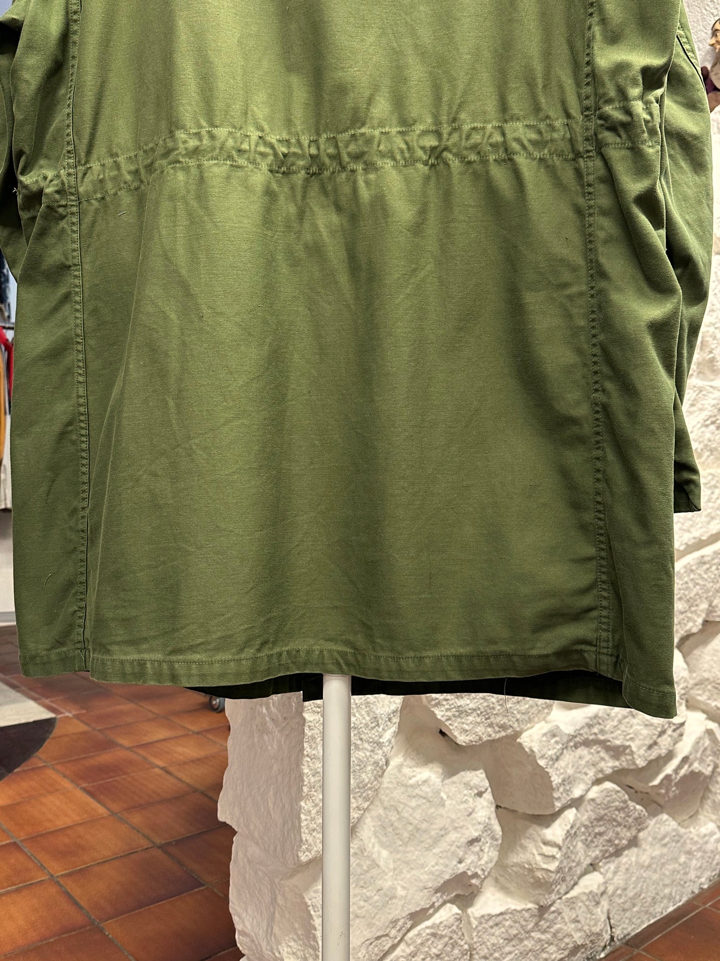 Swedish army M59 field coat 60's 70's Vintage Toto Praha Vintage clothing sore Prague Military スウェーデン軍 ミリタリー ヴィンテージ プラハ 古着屋 古着 ユーロ古着 ユーロミリタリー ヨーロッパ古着 コート 緑 オーバーサイズ