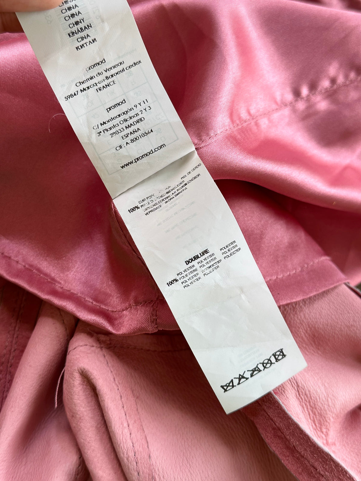 Pink suede skirt W30~31