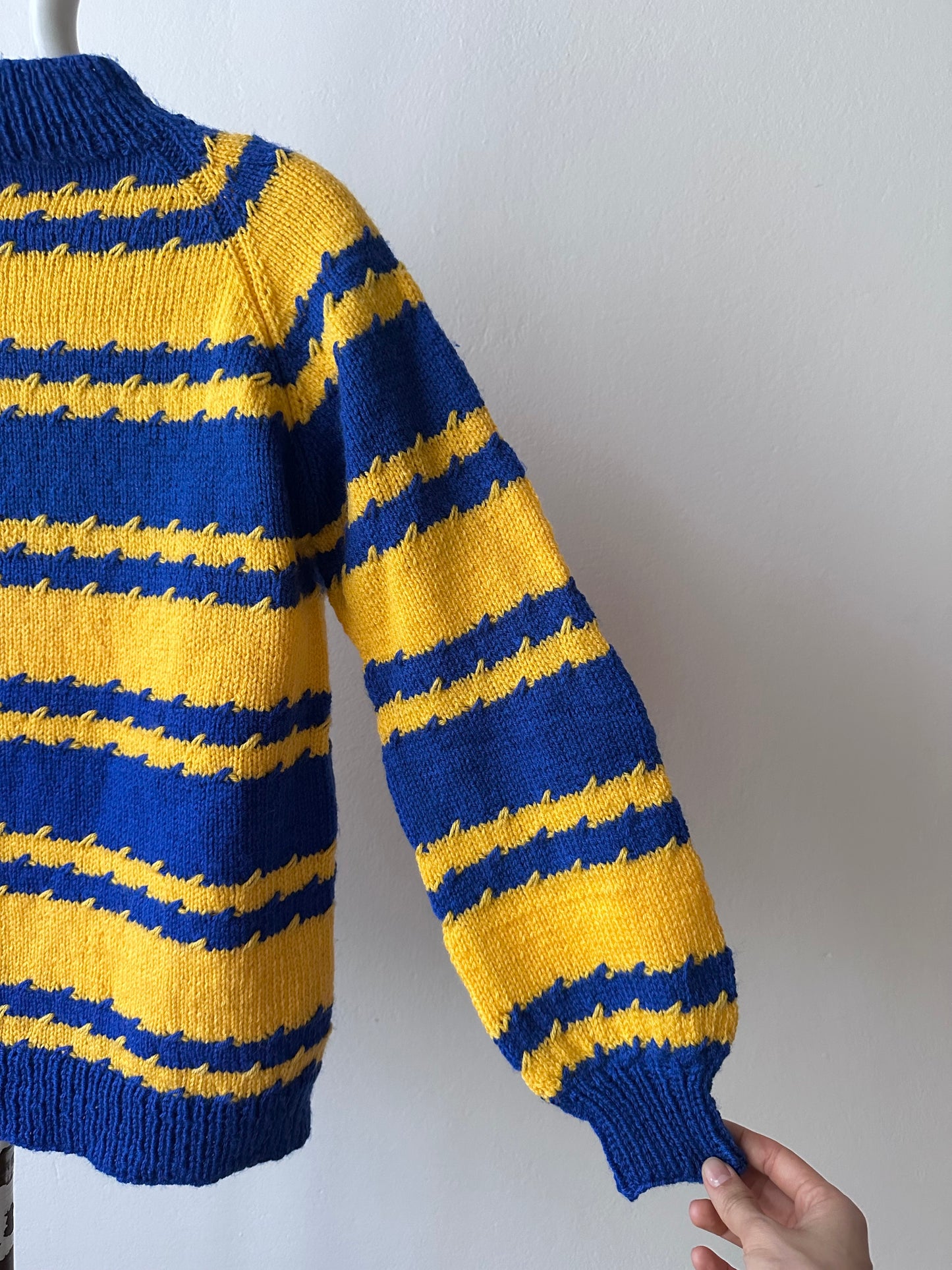 handmade acryl knit sweater