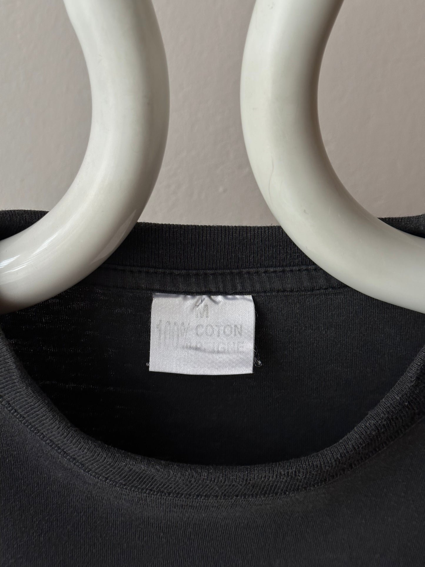 Toto Praha プラハ 古着屋 古着 ヴィンテージ 90's 90年代 Vintage store Praha Prague Vintage clothing T-shirt Long Sleeve Tee Tシャツ ロンT バンド Tシャツ フェード EPH 企業系 ユーロ古着 ヨーロッパ古着 フランス買い付け 古着卸