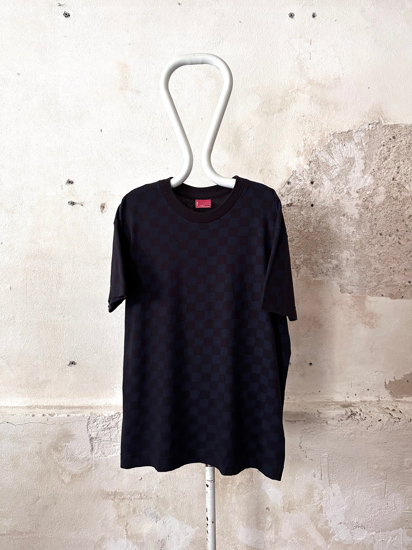 Levi's tee