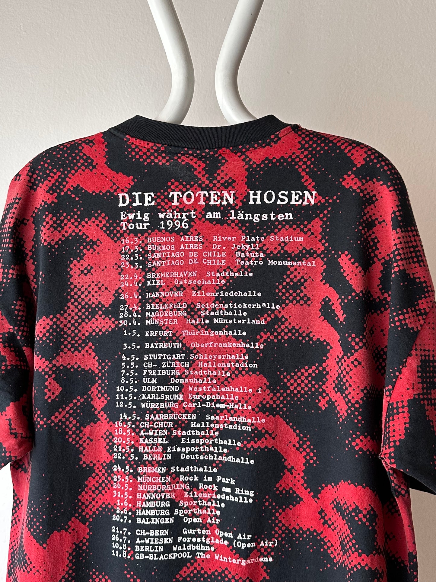 Die Toten Hosen 90's Band T-shirt バンド Tシャツ バンT Tee Vintage German rock punk 90年代 プラハ 古着屋 ユーロ古着 ヨーロッパ古着 Praha Prague Vintage store