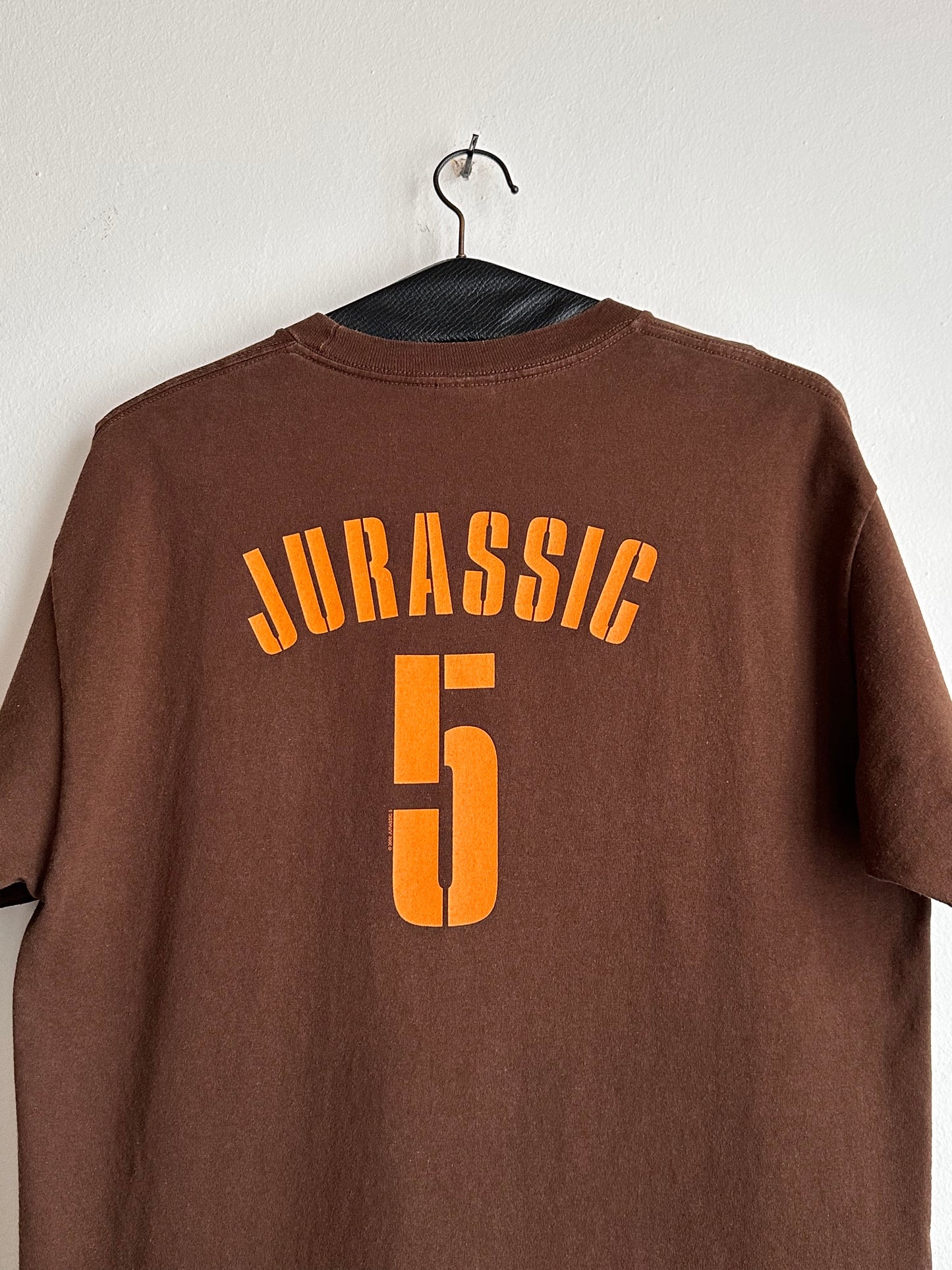 Jurassic 5 2002 HIP-HOP RAP T-shirt Vintage Tee Tシャツ ヴィンテージ ラップ Toto Praha Vintage clothing store Antique shop Prague 古着屋 アンティークショップ プラハ ユーロ古着 ヨーロッパ古着 古着卸