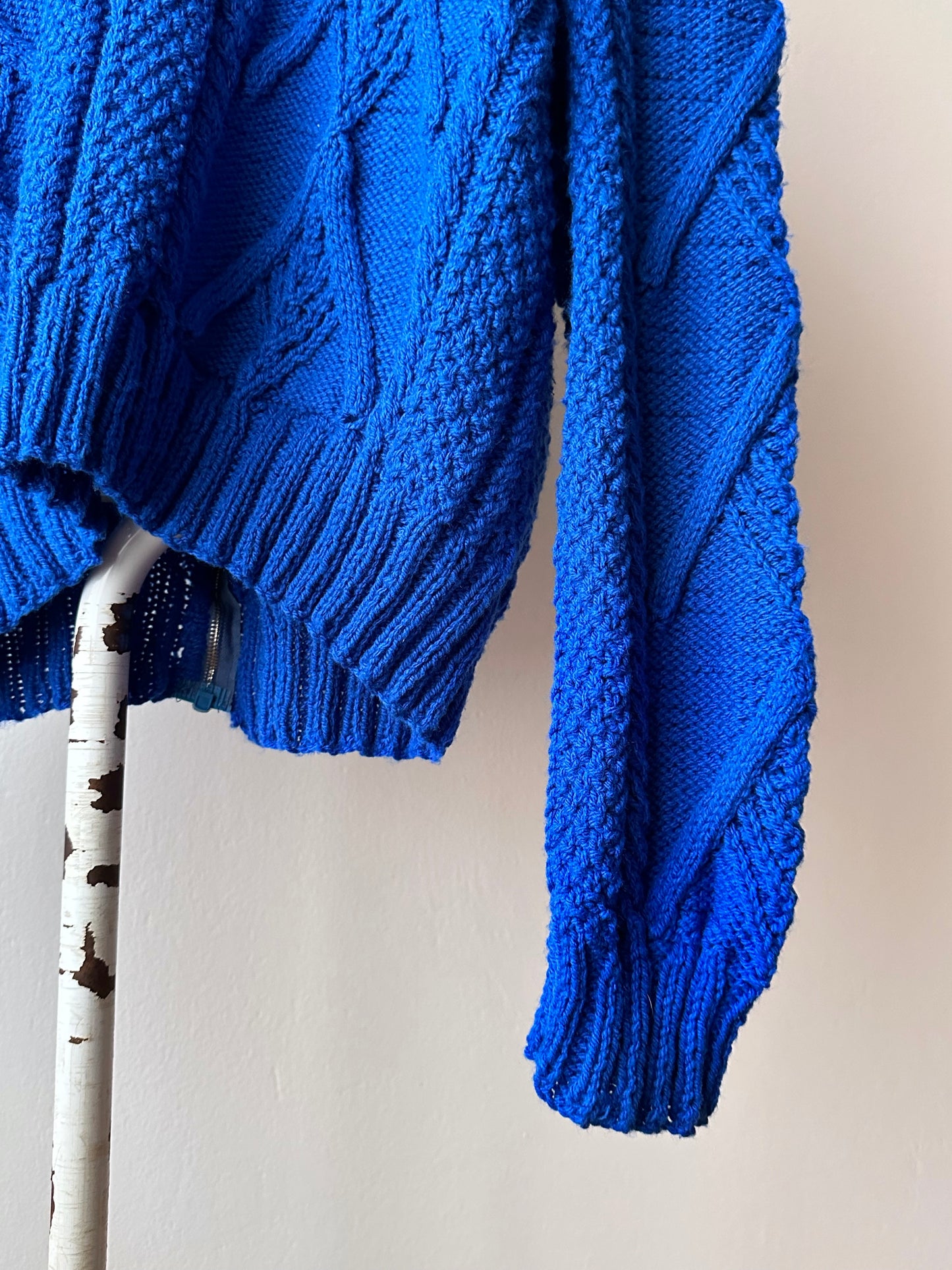 Vintage handmade zipup sweater