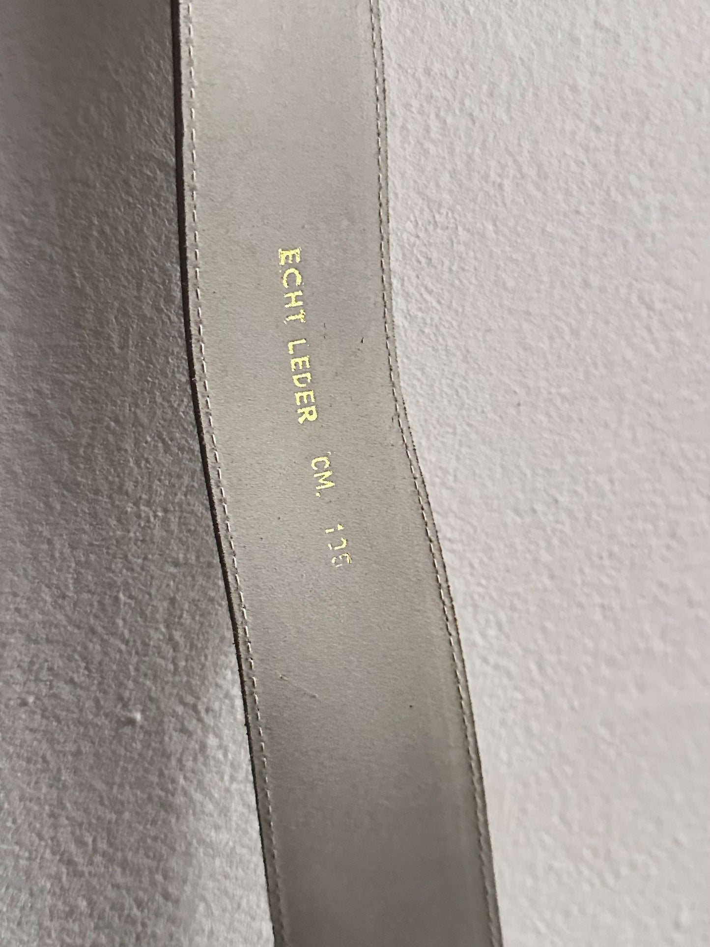 vintage leather belt - white mesh