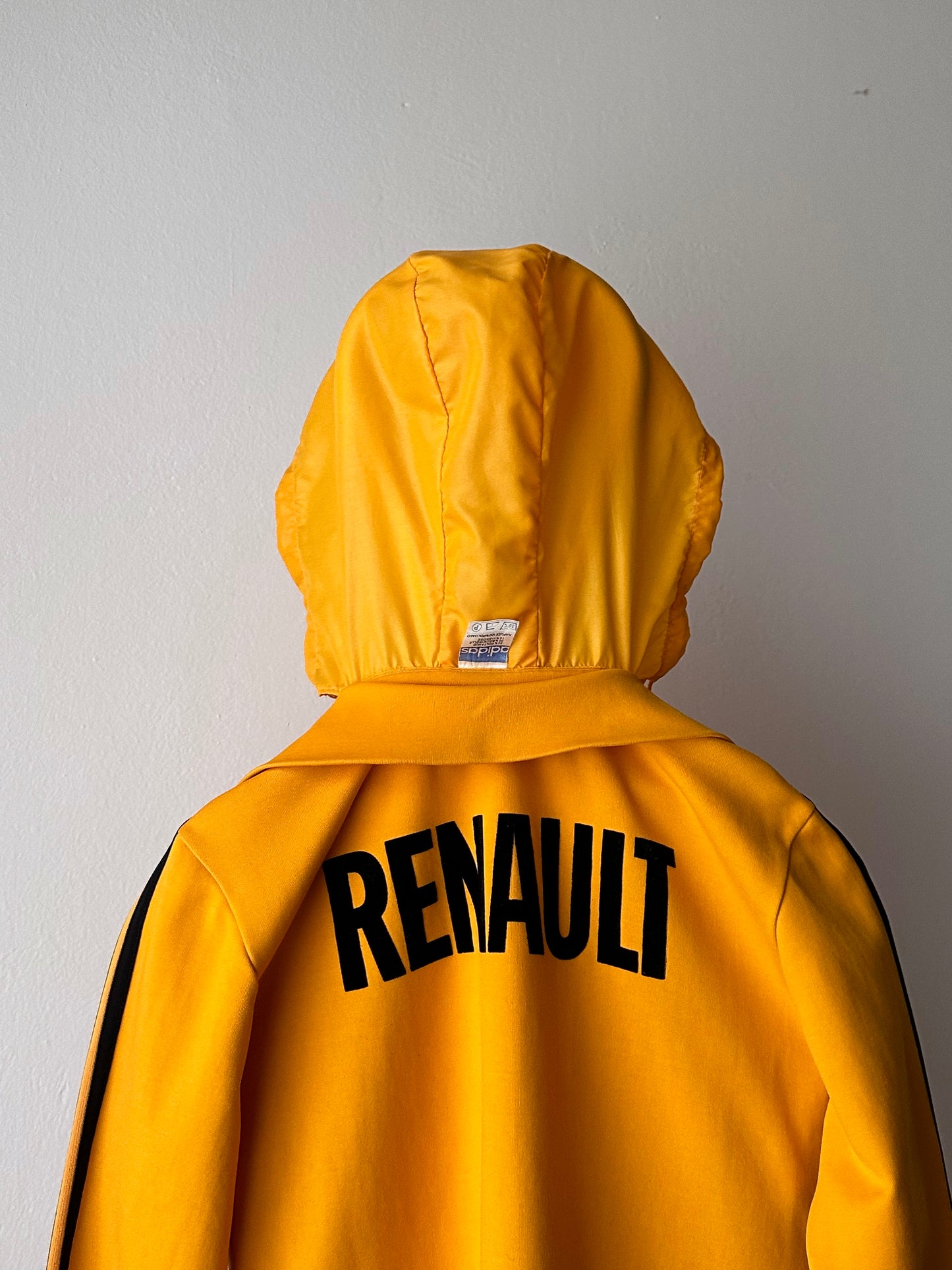 1970's Adidas Schwahn jacket. West-Germany 70's Vintage Vintage store clothing Toto Praha Prague プラハ 古着屋 古着 70年代 アディダス ヴィンテージ ユーロ古着 西ドイツ製 ヨーロッパ古着