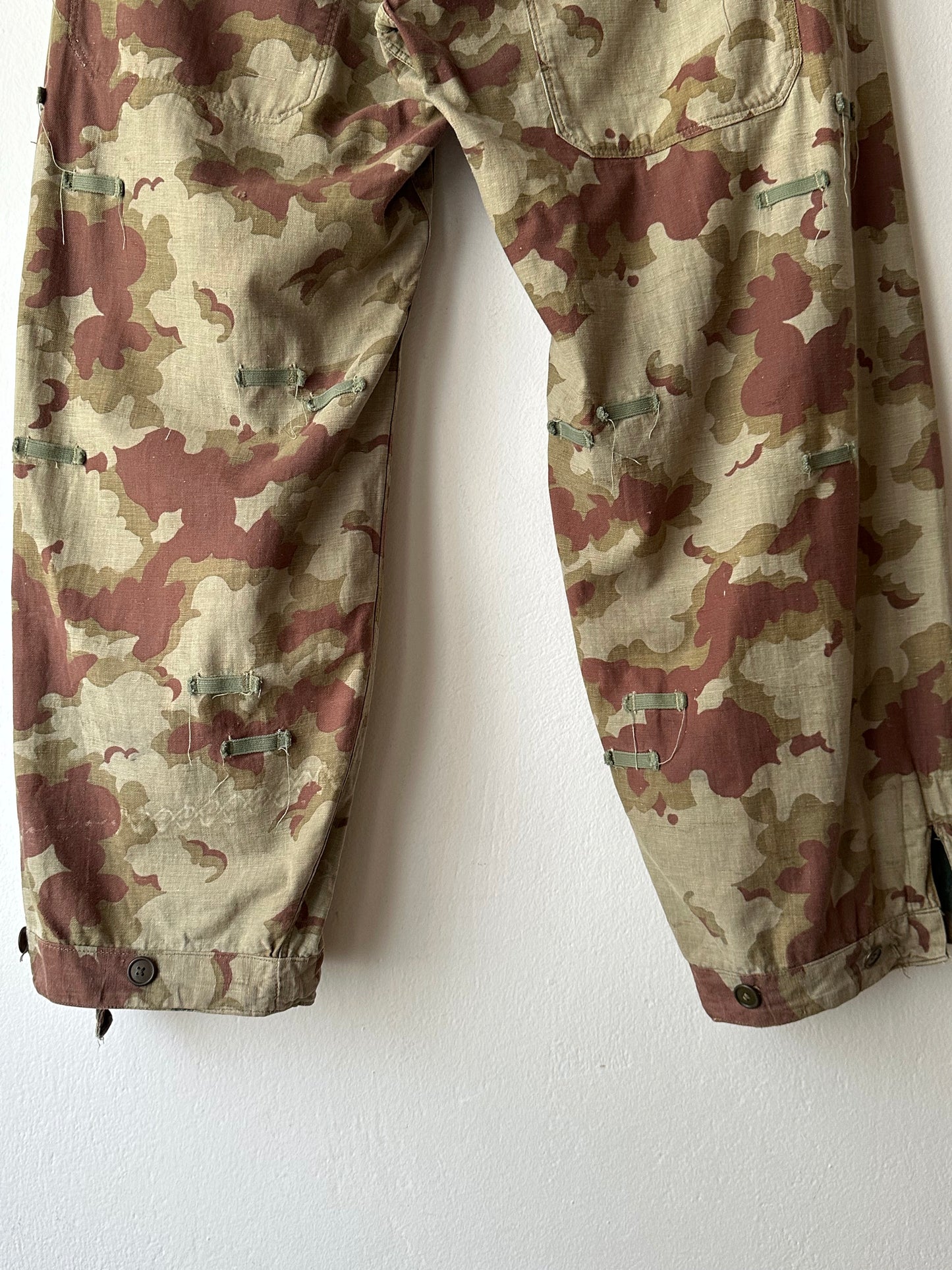 1960's Československá lidová armáda Clouds camouflage reversible trousers 60s 60年代 チェコスロバキア 人民軍 迷彩 カモ柄 ミリタリー リバーシブル チェコ軍 Toto Praha Vintage clothing shop Antique shop 古着屋 プラハ Showroom appointment Prague ユーロ古着 ヨーロッパ古着 古着卸 ヴィンテージ