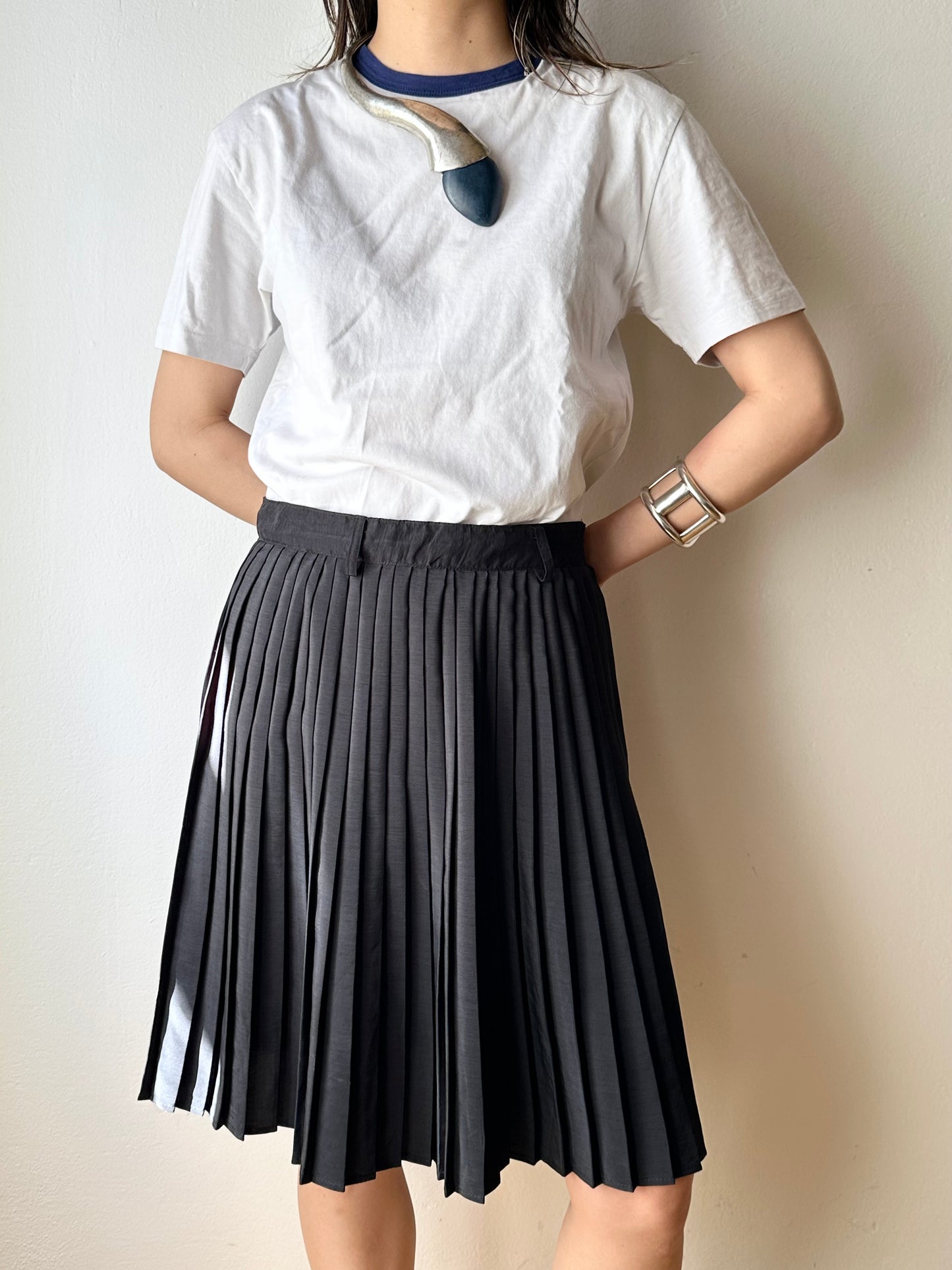 England pleated skirt