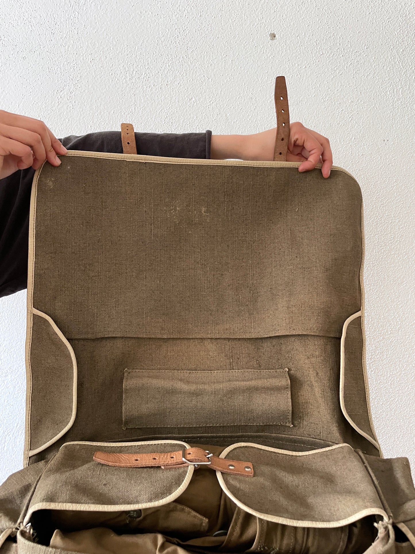 1963's Czech military hospital bag