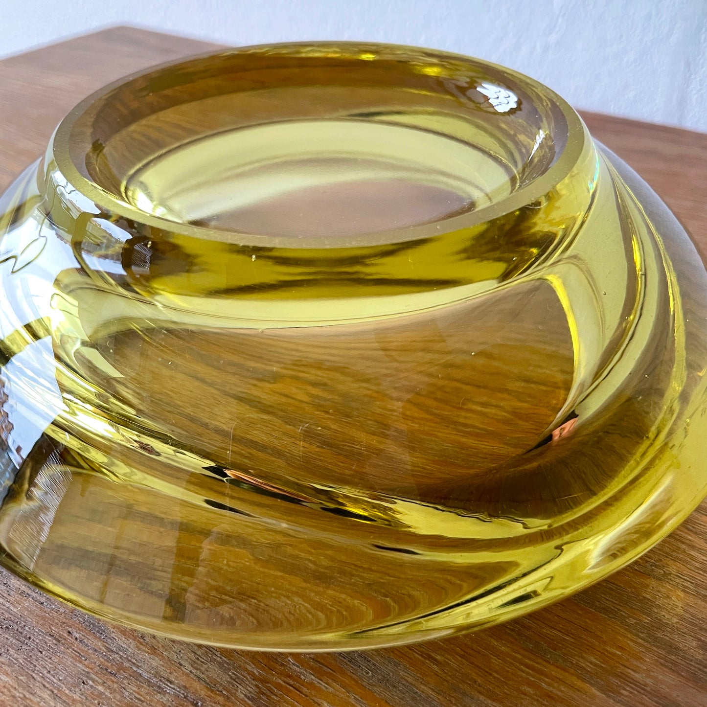 70's Český glass ash tray