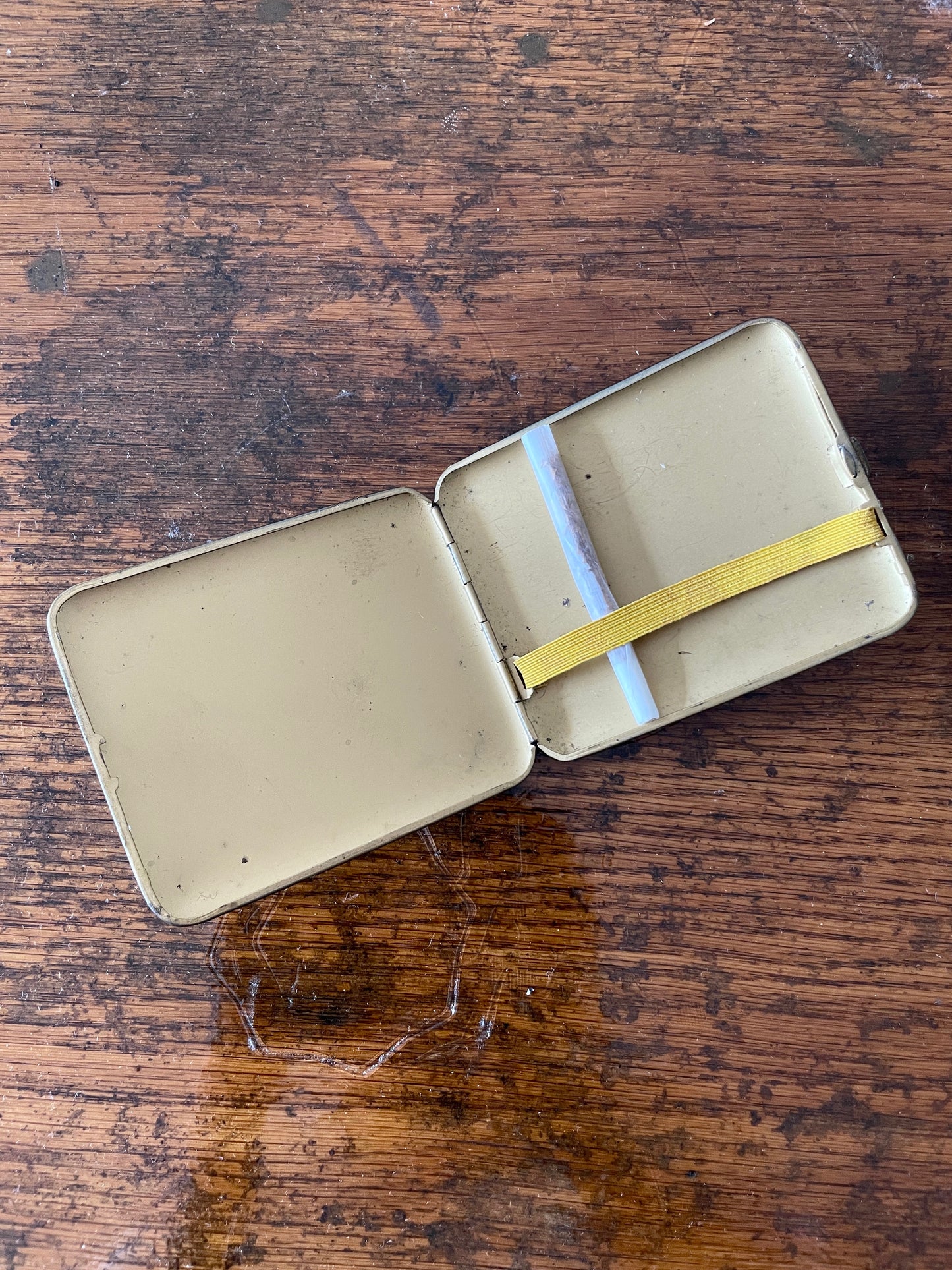 Art Déco cigarette case