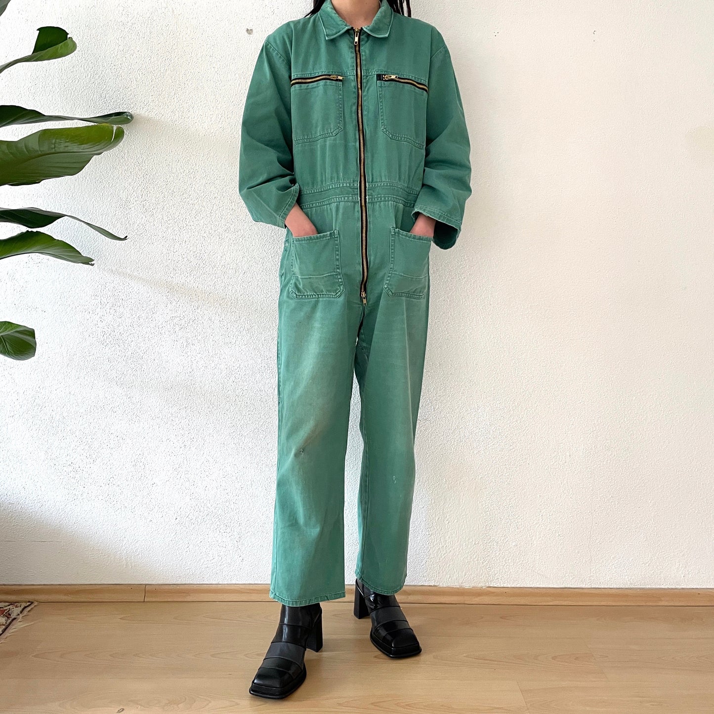 beautiful green workmate