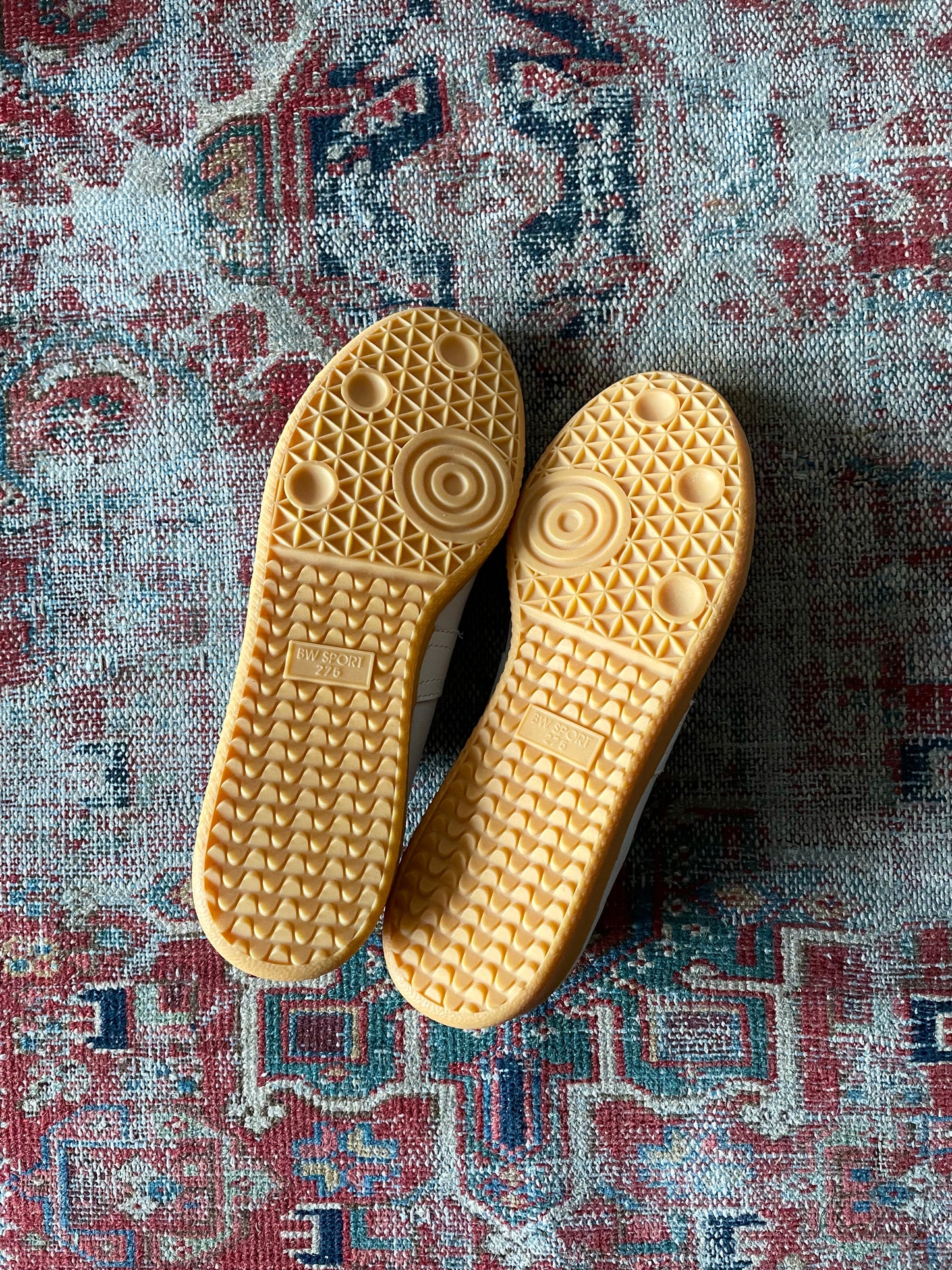 Our eternal friend , German trainer.27.5cm