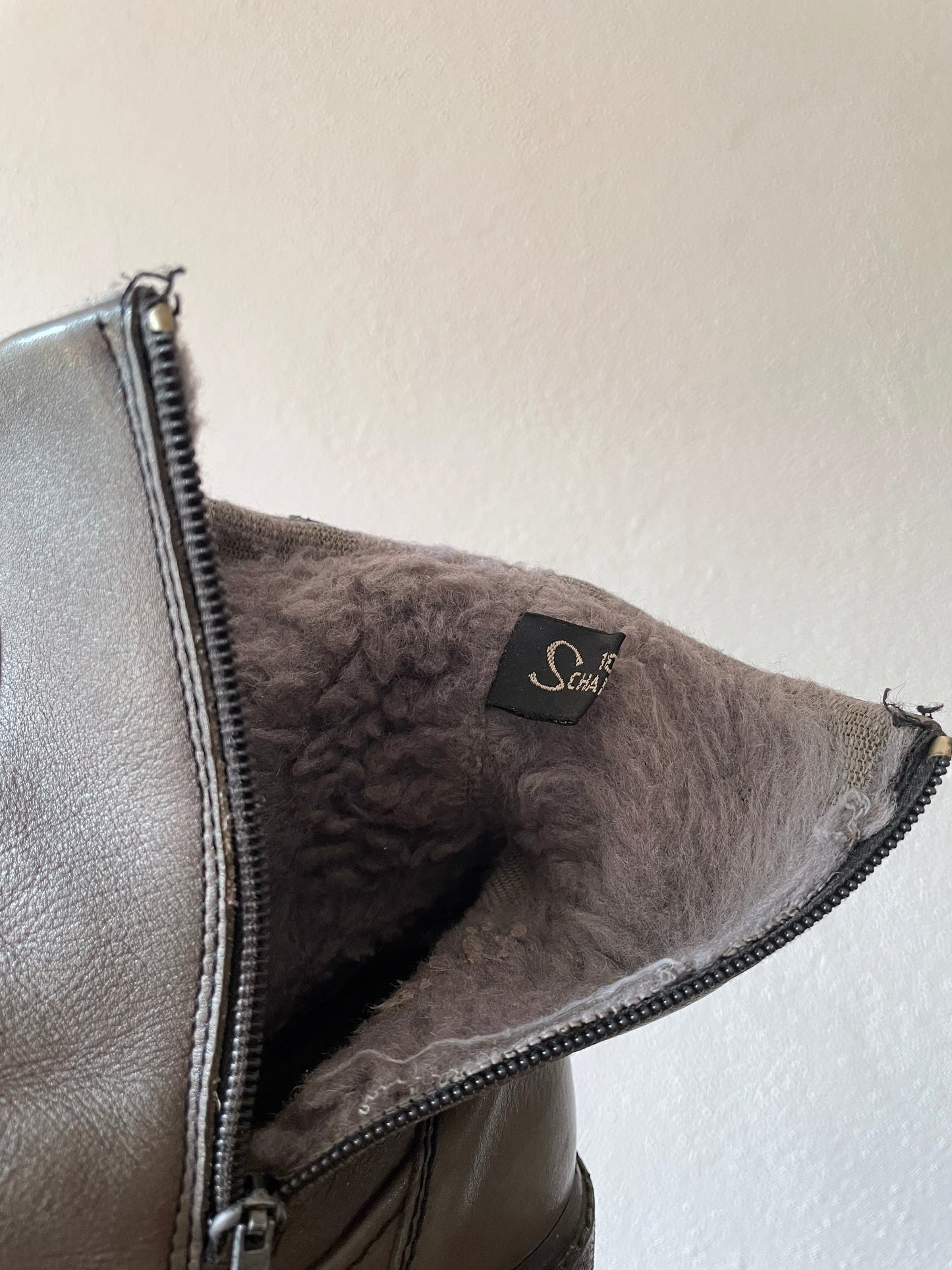 vintage winter boots