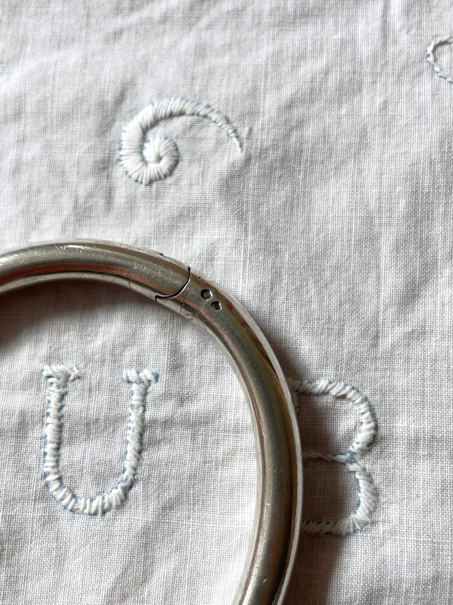 silver 925 chunky circle bracelet