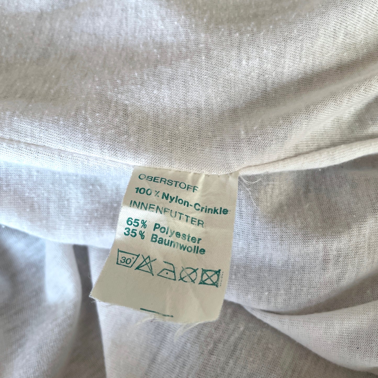 Vintage ellesse nylon pullover top