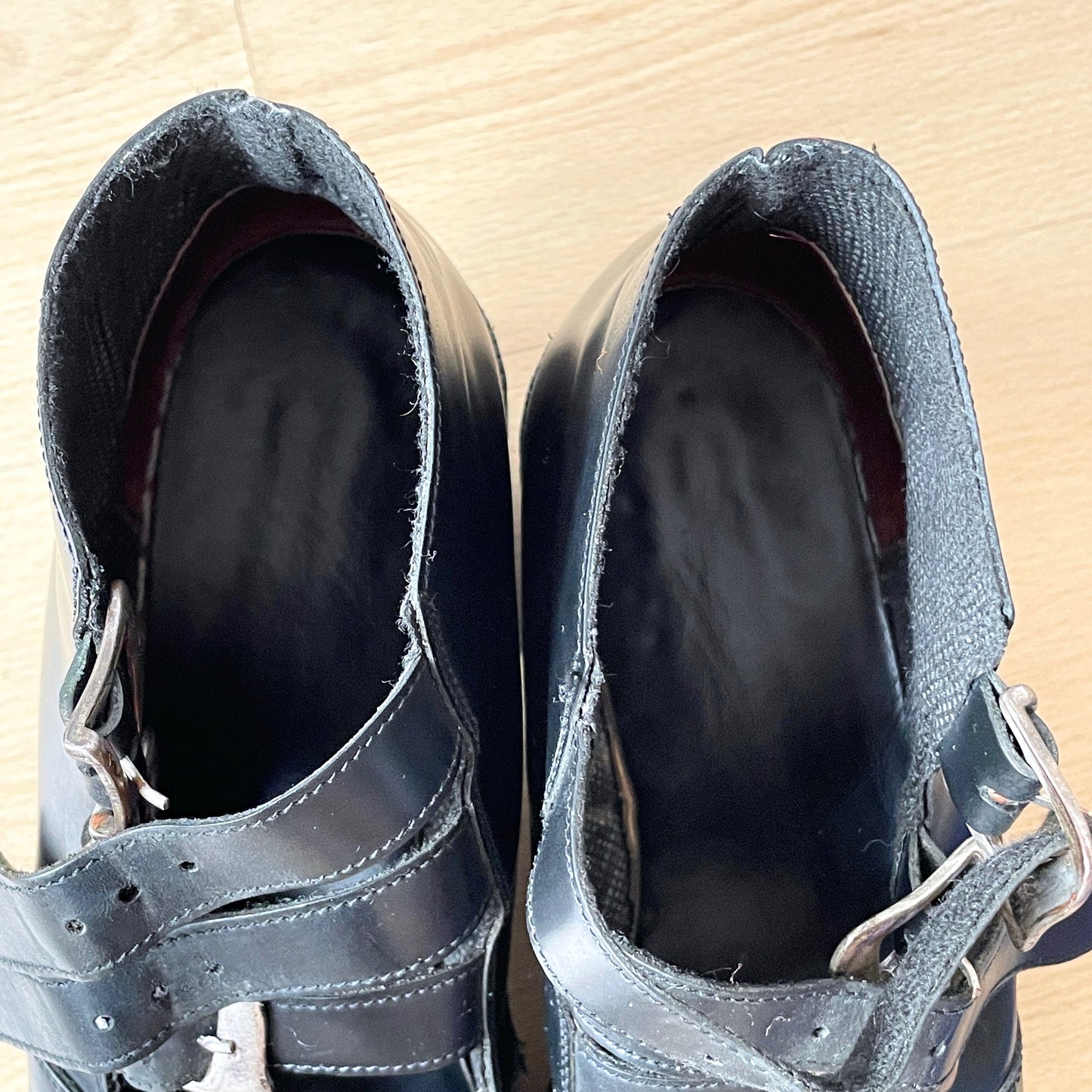 leather belt up shoes