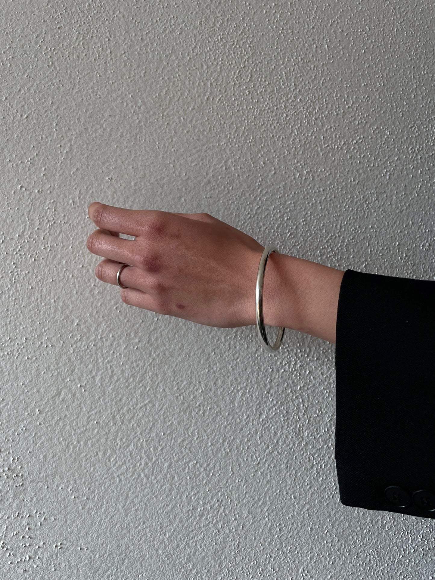 sterling silver hoop bangle