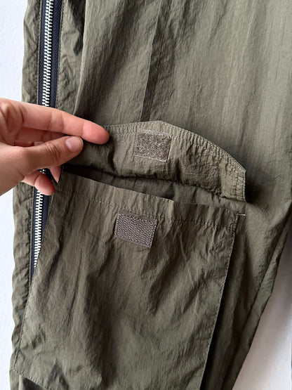 full-zip side nylon pants in olive W30-37