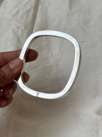 Czechoslovakian square pipe bangle