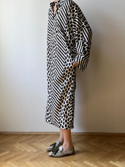 German madame animal dress