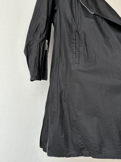 German black zip coat