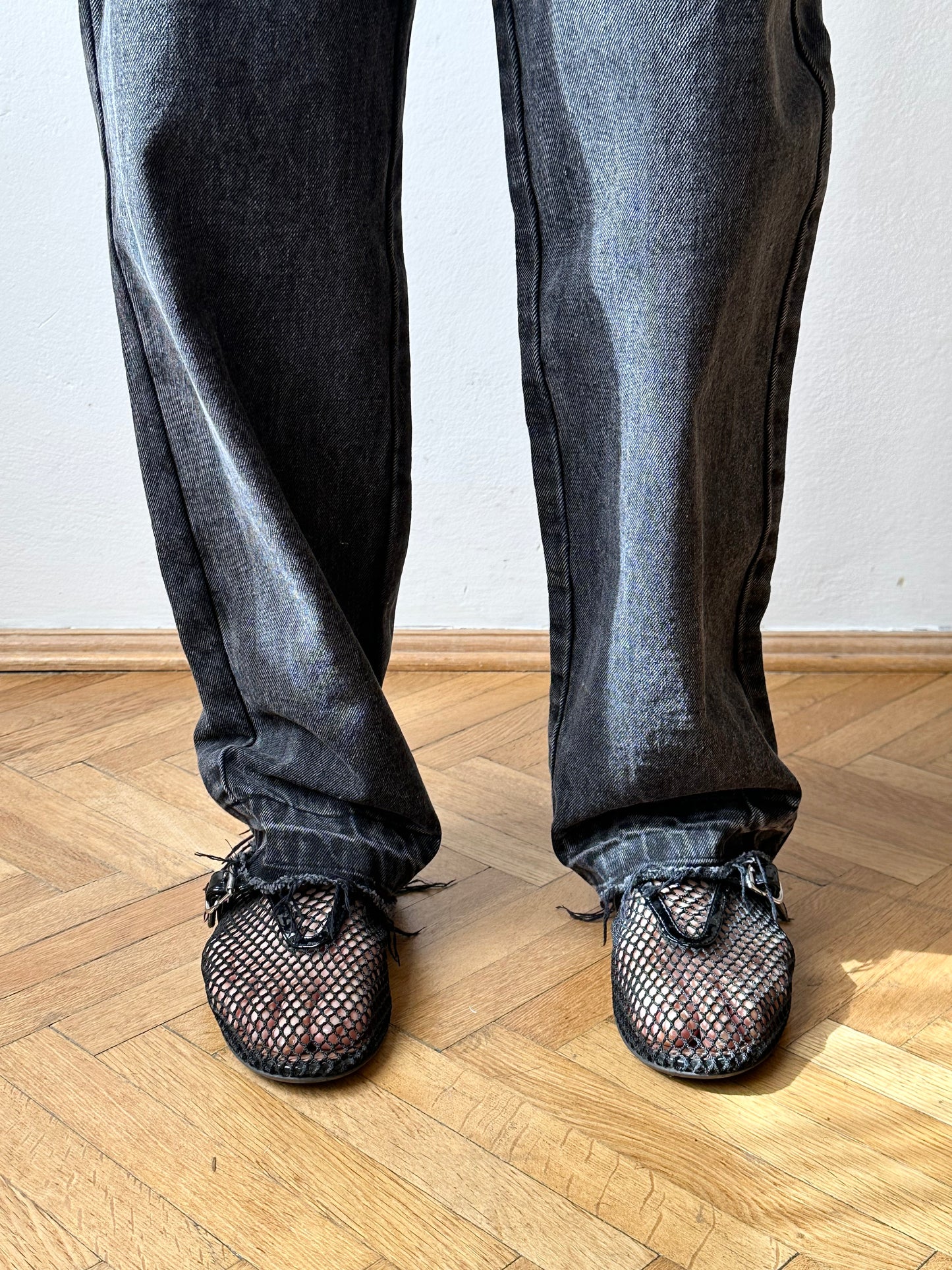 Thigh slash black denim W26