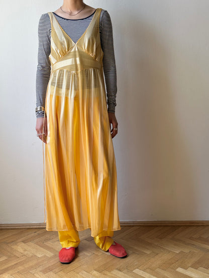 80s France beach parasol dress