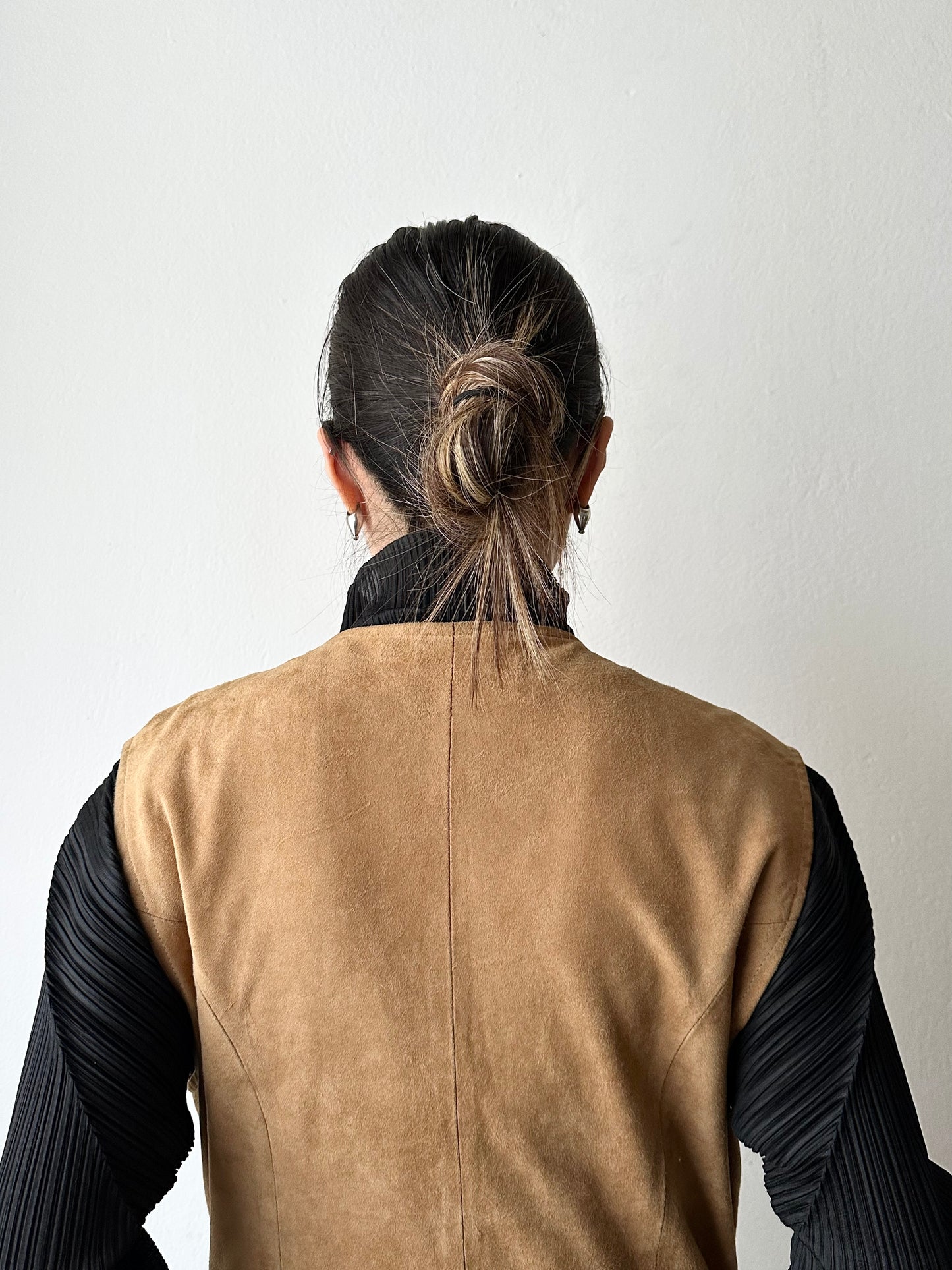 Nubuck leather belted vest