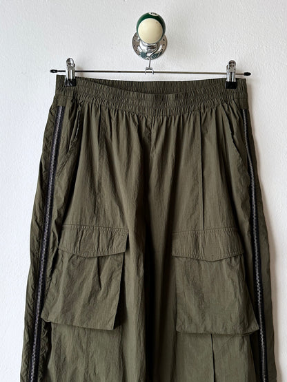 full-zip side nylon pants in olive W30-37