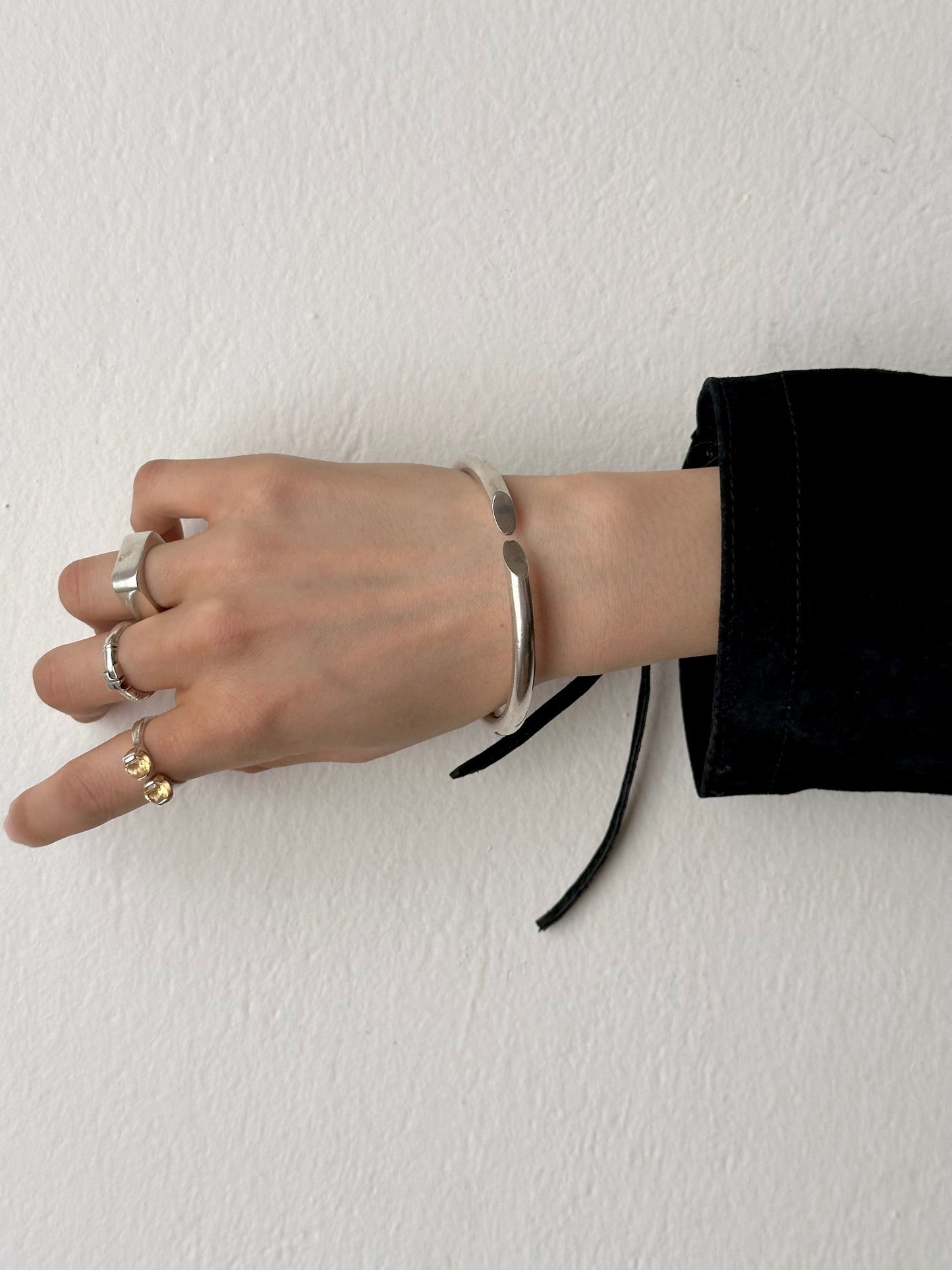 sterling silver incomplete round bangle