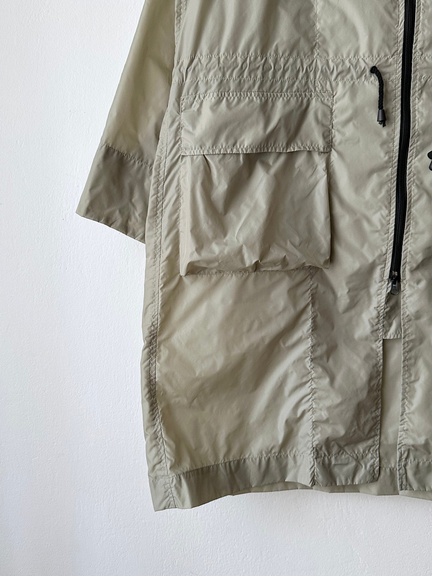 Nylon packable ice gray