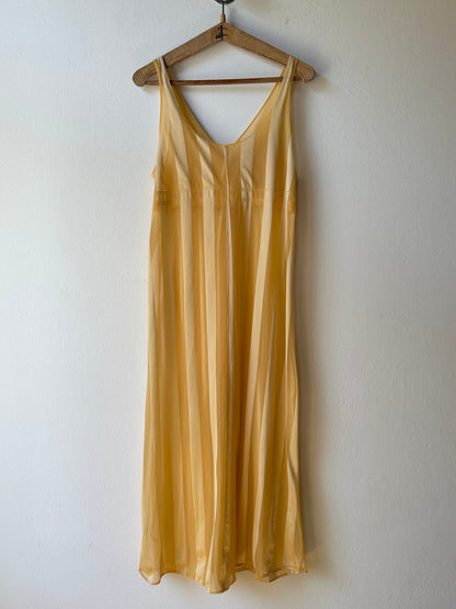80s France beach parasol dress