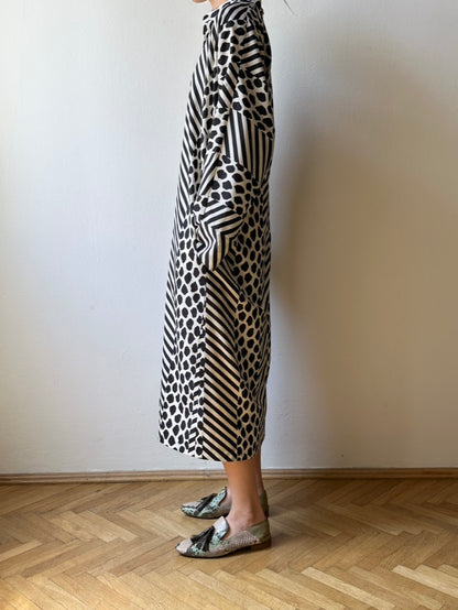 German madame animal dress
