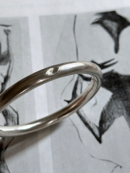 sterling silver complete round bangle