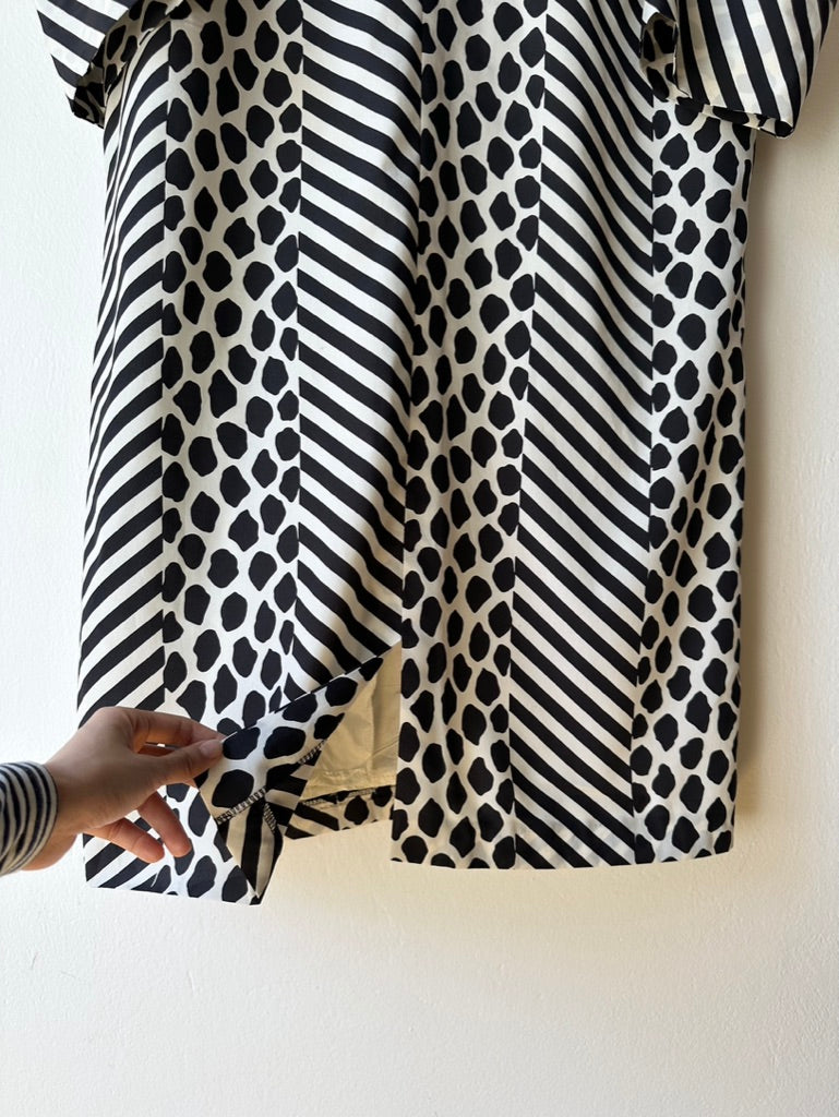 German madame animal dress