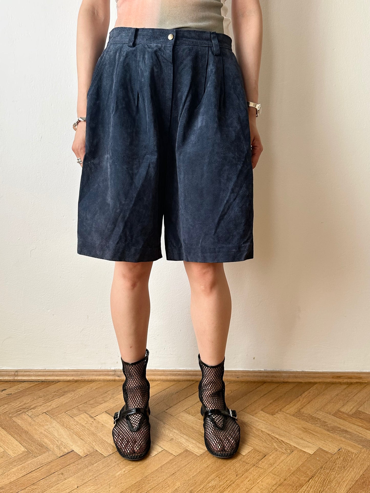 Navy suede shorts W29-30