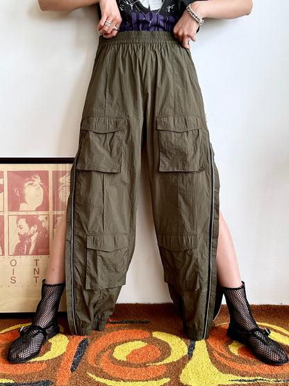 full-zip side nylon pants in olive W30-37