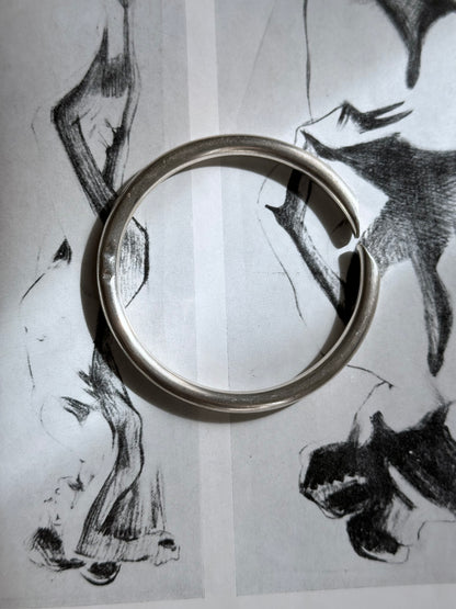 sterling silver incomplete round bangle
